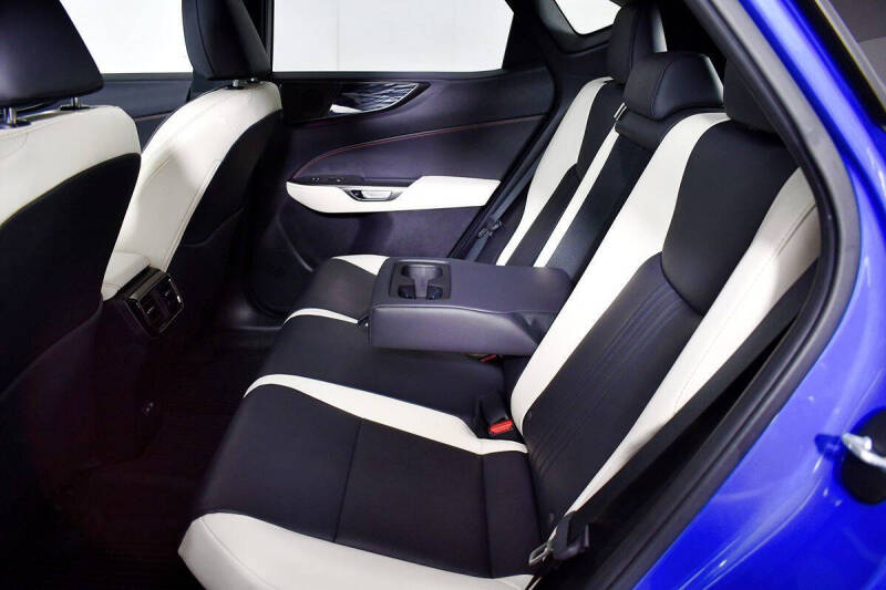 2022 Lexus NX 350h Premium