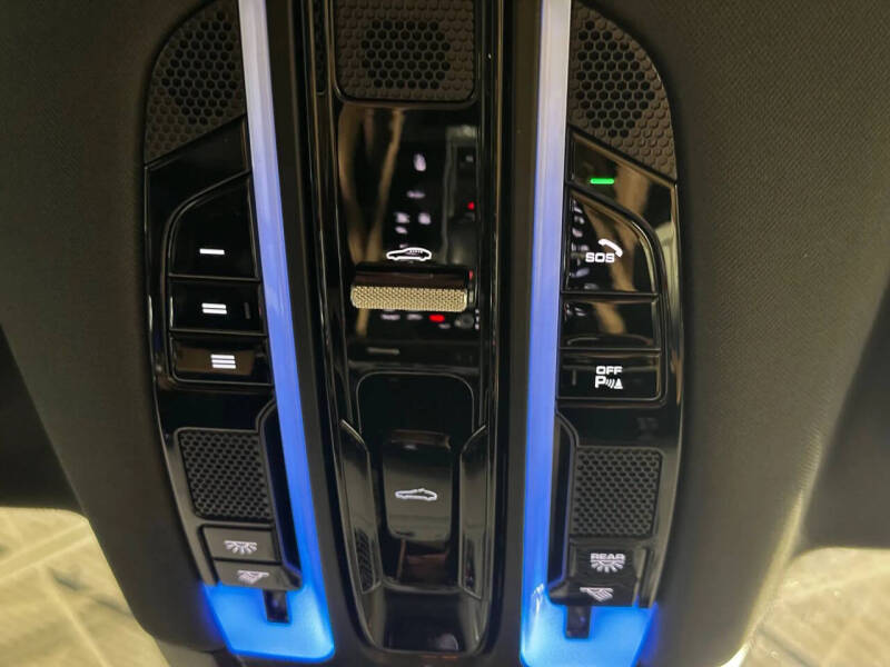 2022 Porsche Cayenne