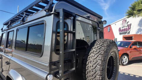 1983 Land Rover Defender