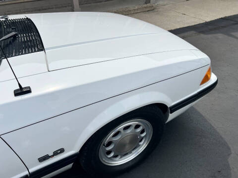 1990 Ford Mustang LX 5.0