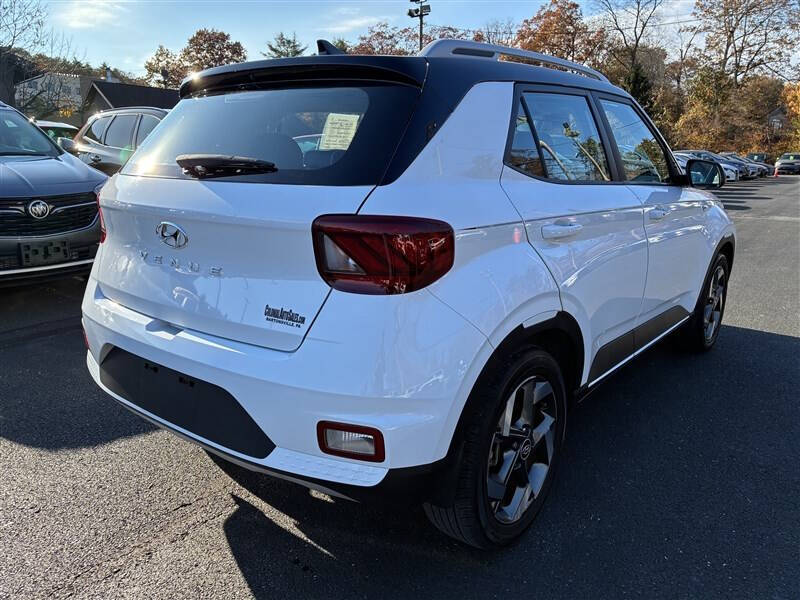 2022 Hyundai Venue Limited