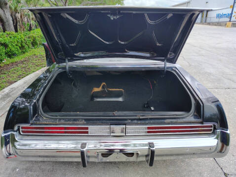 1975 Chrysler New Yorker