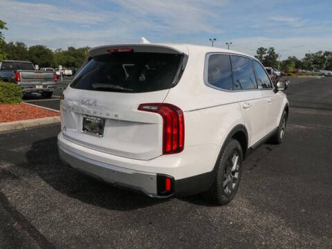 2024 Kia Telluride LX