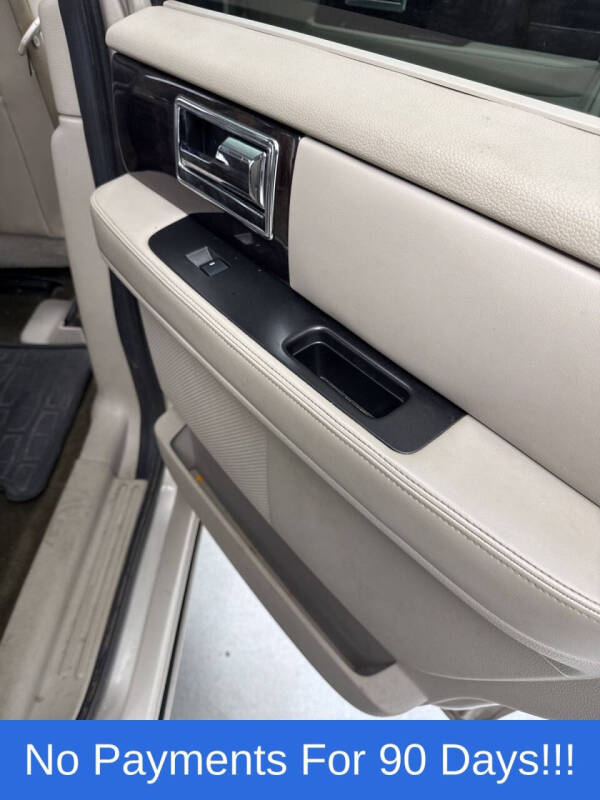 2017 Lincoln Navigator Select