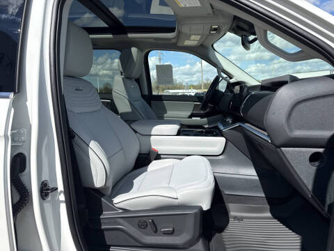 2026 Ford Expedition Platinum
