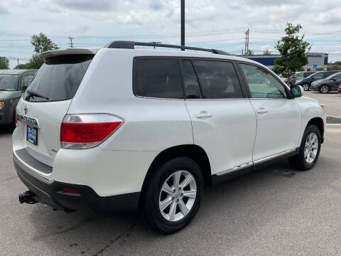 2012 Toyota Highlander SE