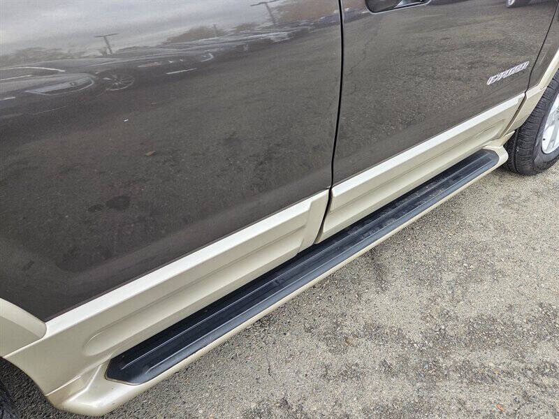 2005 Ford Explorer Eddie Bauer