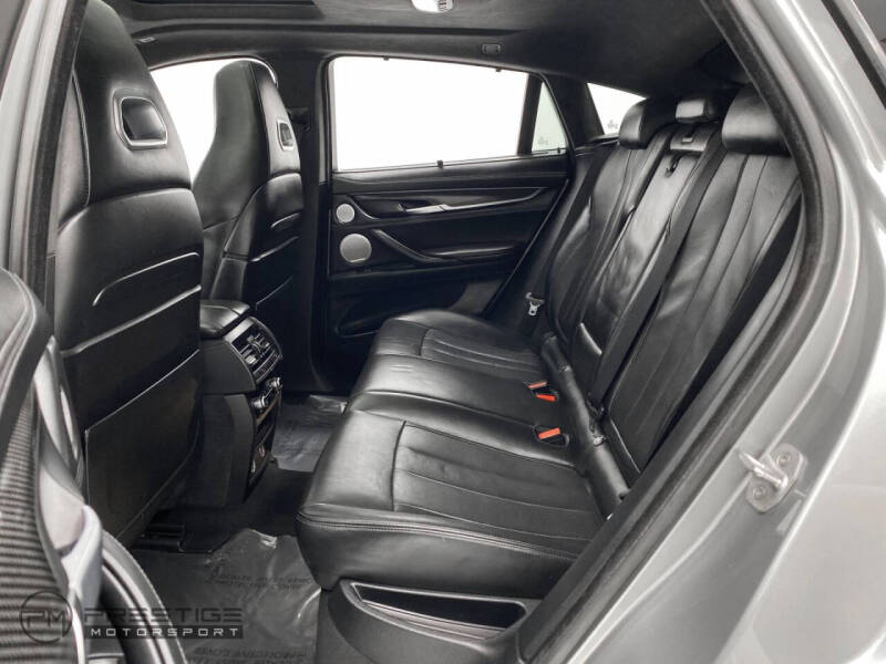 2015 BMW X6 M