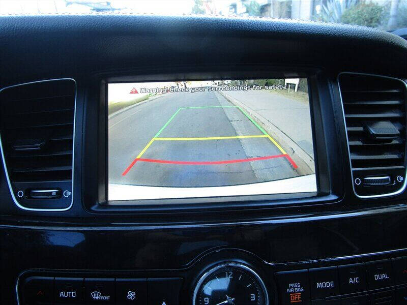 2014 Kia Cadenza Premium