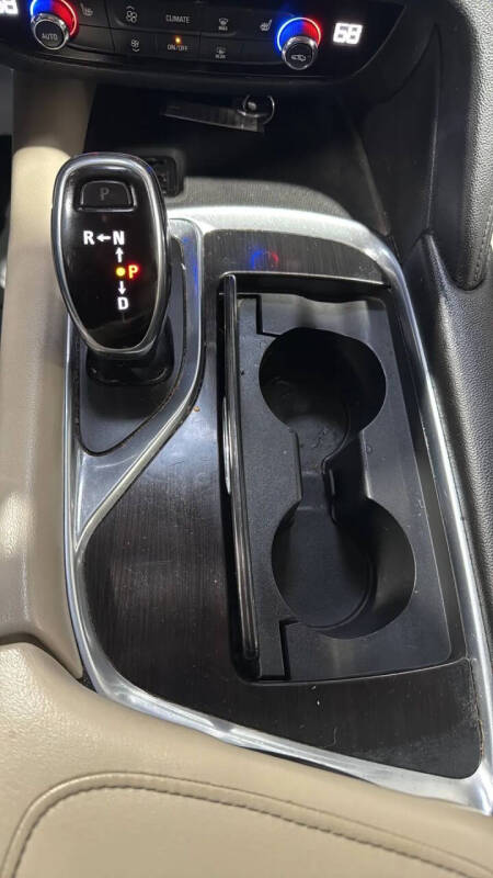 2020 Buick Enclave Essence