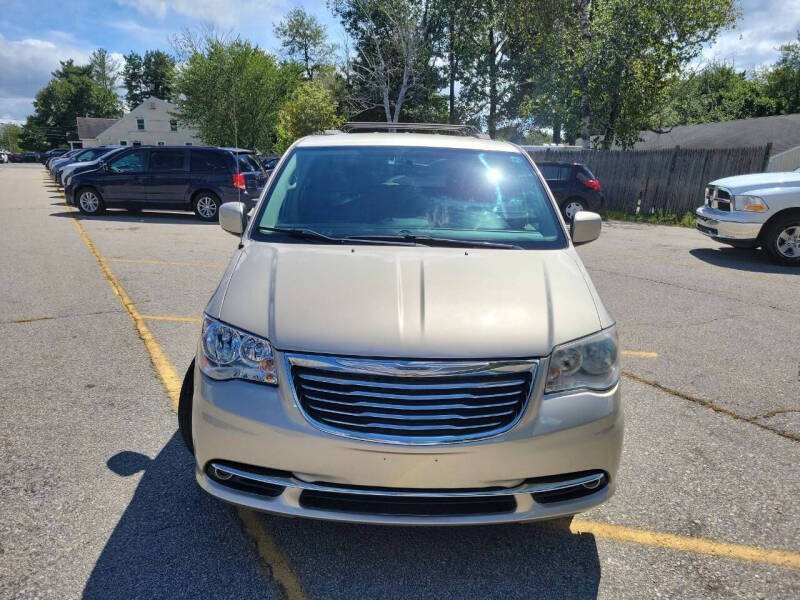 2014 Chrysler Town and Country Touring