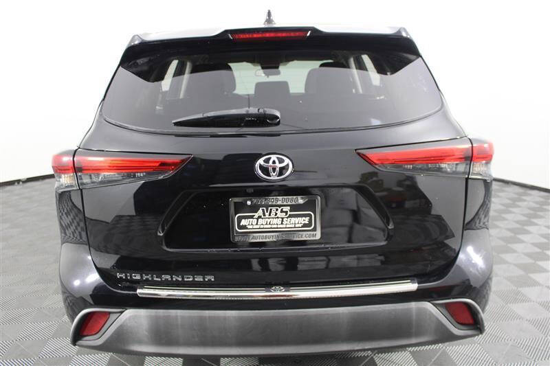 2021 Toyota Highlander L