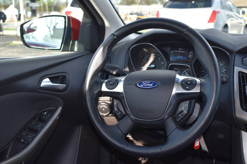 2012 Ford Focus SEL
