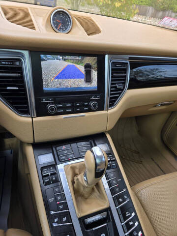 2017 Porsche Macan S