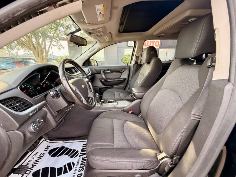 2017 Chevrolet Traverse LT