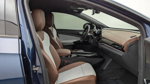 2023 Volkswagen ID.4 Pro