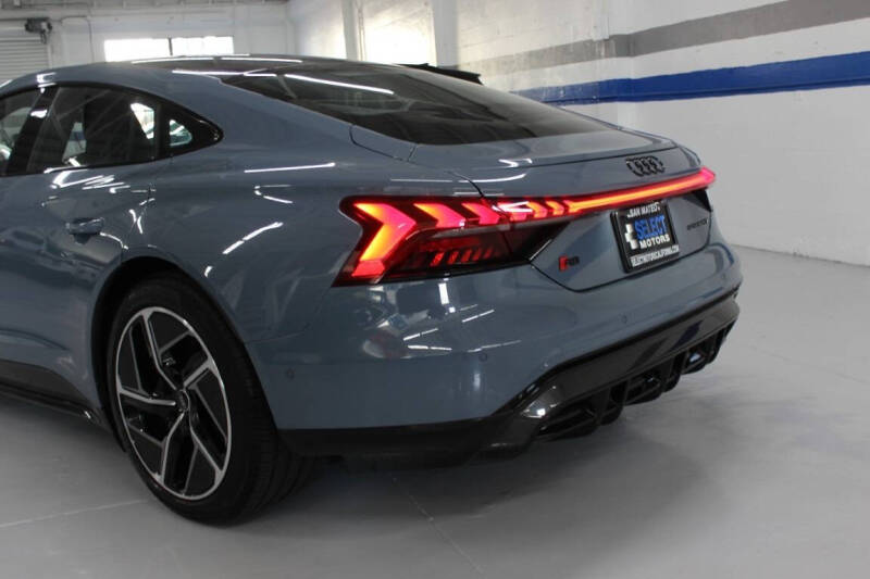 2023 Audi RS e-tron GT quattro
