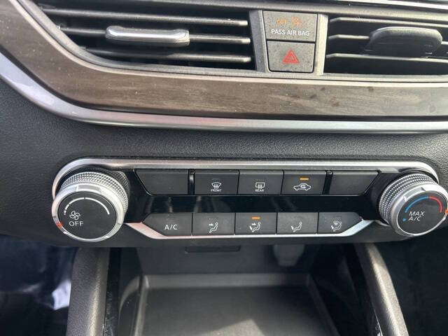 2024 Nissan Altima 2.5 SV