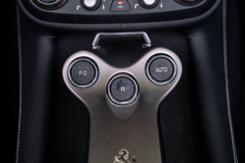 2010 Ferrari California