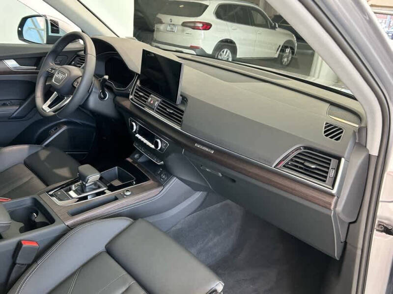 2025 Audi Q5 quattro S line Prem Plus 45 TFSI