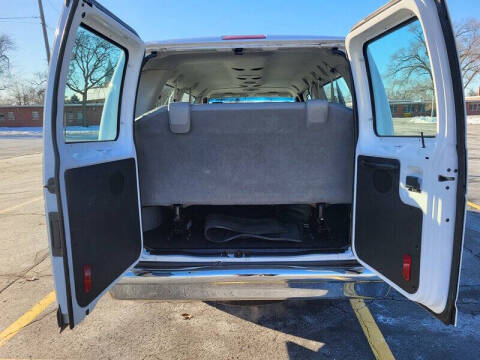 2011 Ford E-Series E-350 SD XL