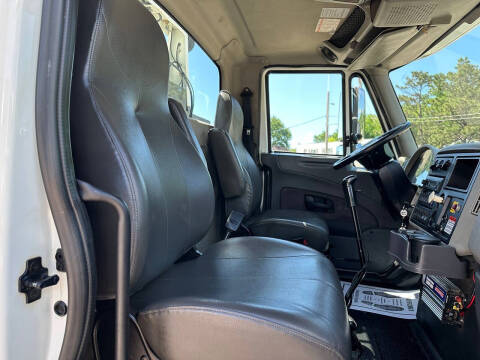 2013 International DuraStar 4400