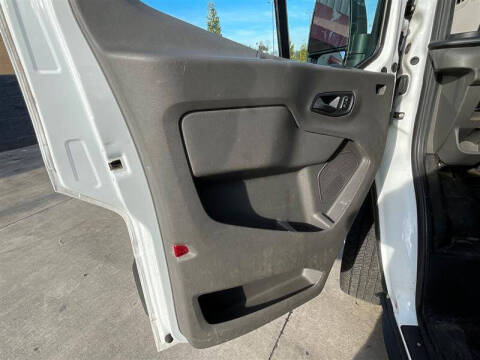 2022 Ford Transit 250