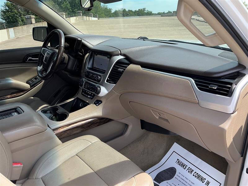 2017 GMC Yukon XL SLT