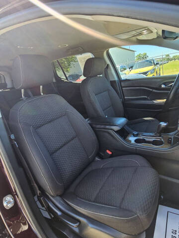 2018 GMC Acadia SLE-2