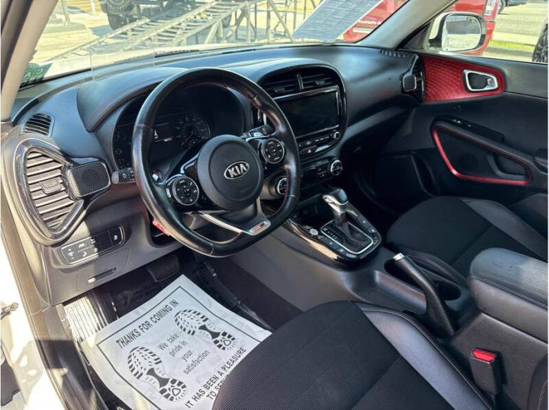 2020 Kia Soul GT-Line