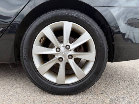 2013 Hyundai Accent GLS