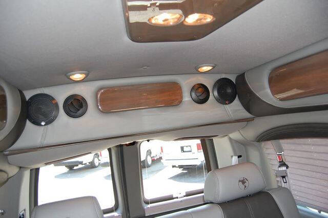 2017 GMC Savana 2500