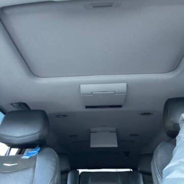 2018 Cadillac Escalade ESV Luxury