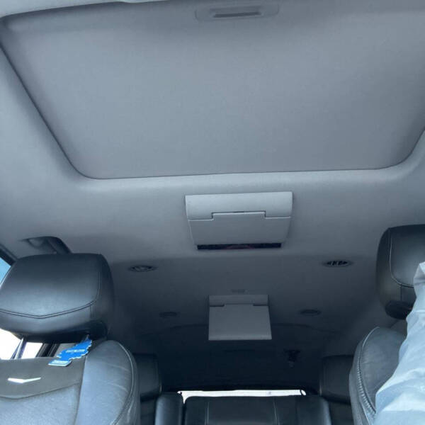 2018 Cadillac Escalade ESV Luxury