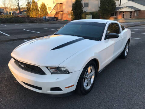 2012 Ford Mustang for sale at Global Imports of Dalton LLC in Dalton GA