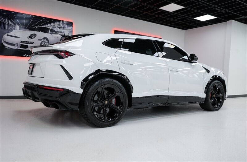 2021 Lamborghini Urus
