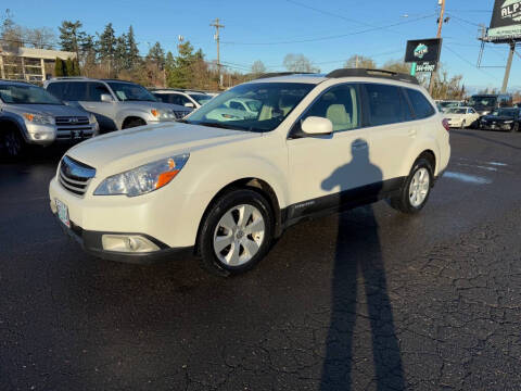 2010 Subaru Outback for sale at MERICARS AUTO NW in Milwaukie OR