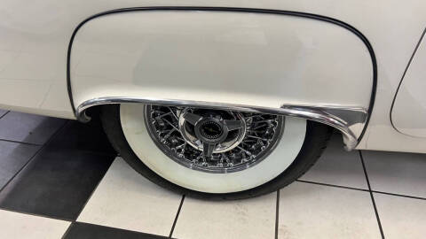 1957 Ford Thunderbird