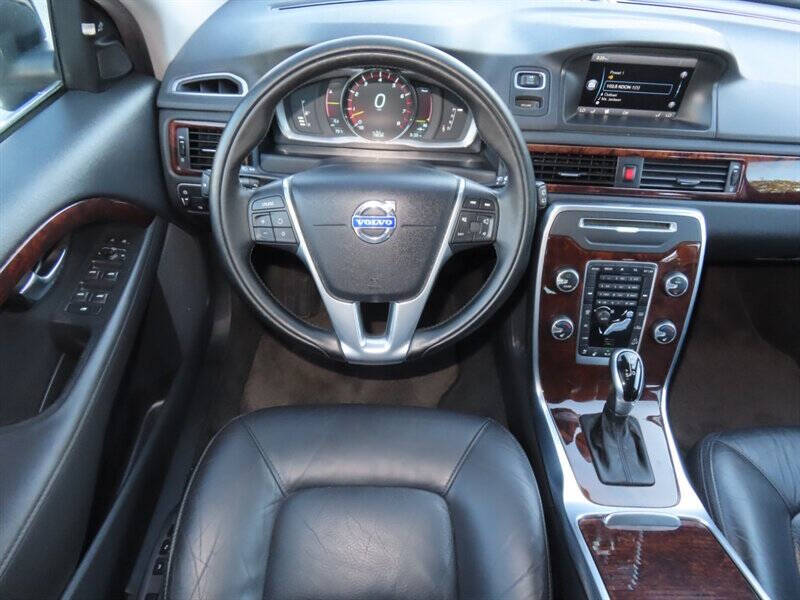 2015 Volvo XC70 3.2 Premier Plus