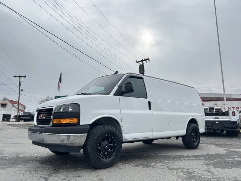 2020 GMC Savana Cargo Work Van's photo