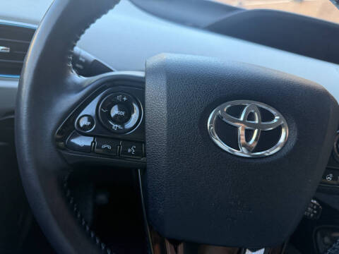 2019 Toyota Prius XLE