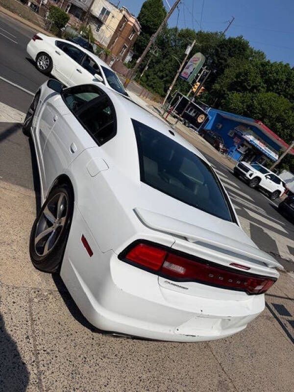 2014 Dodge Charger SXT