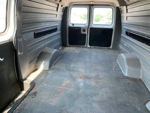 2003 Ford E-Series E-250