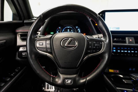 2023 Lexus UX 250h F SPORT Handling