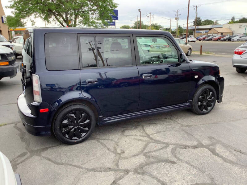 2004 Scion xB