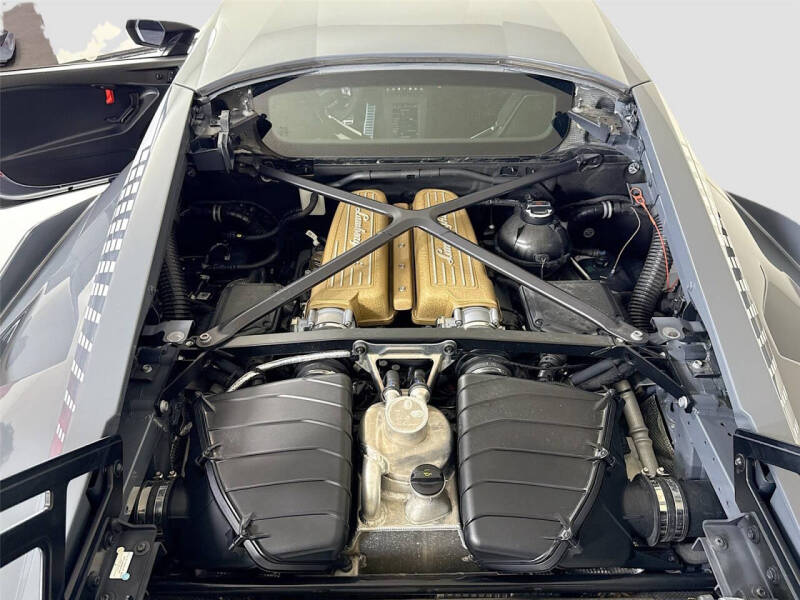 2021 Lamborghini Huracan STO