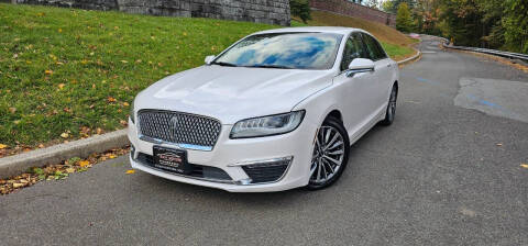 2017 Lincoln MKZ Select