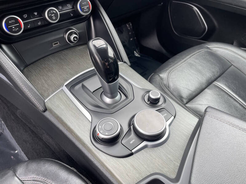 2018 Alfa Romeo Stelvio Ti