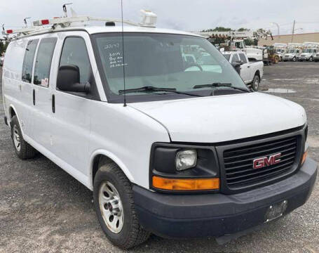 2014 GMC Savana for sale at Vans Vans Vans INC in Blauvelt NY