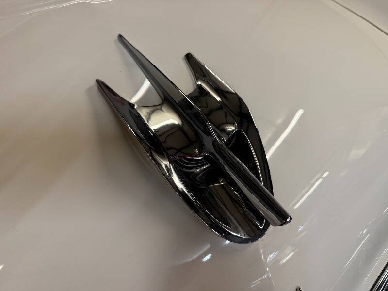 1956 Ford Sunliner